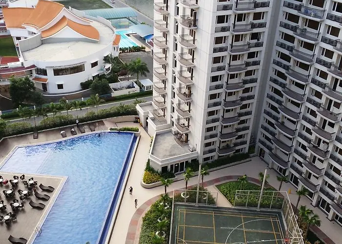 Solemare Parksuites Condominium - Condo R Us
