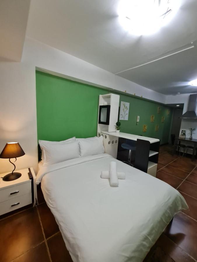 Solemare Parksuites Condominium - Condo R Us Apartment