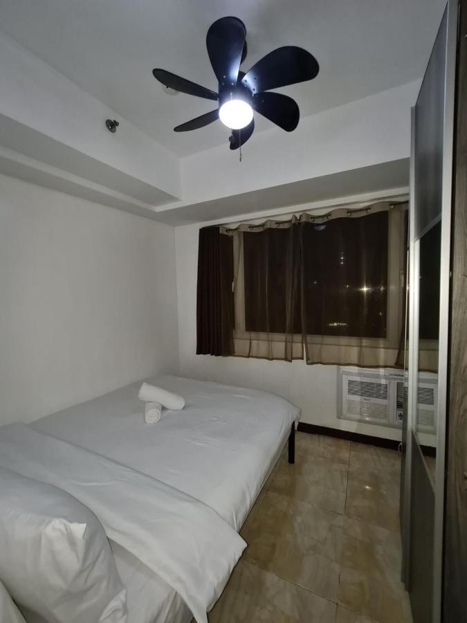 Apartment Solemare Parksuites Condominium - Condo R Us Manila