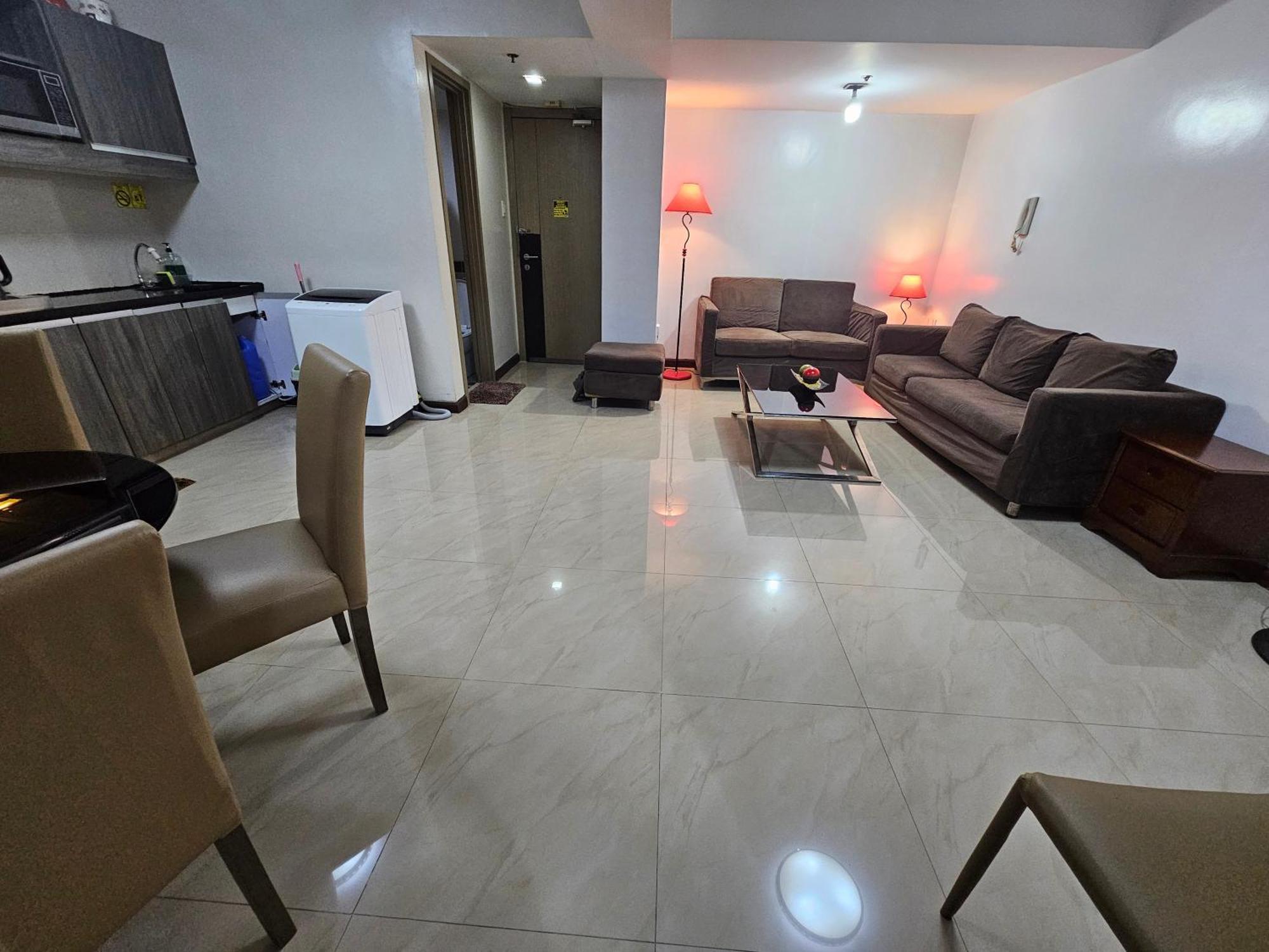 Solemare Parksuites Condominium - Condo R Us Apartment Manila