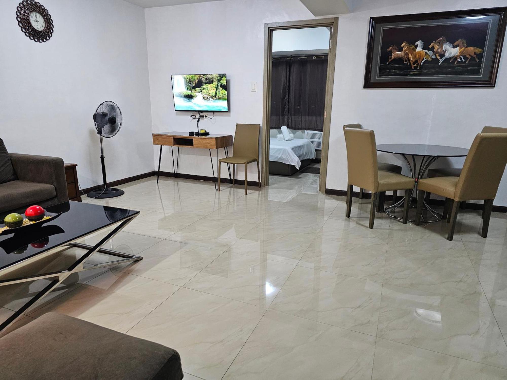 Solemare Parksuites Condominium - Condo R Us Manila